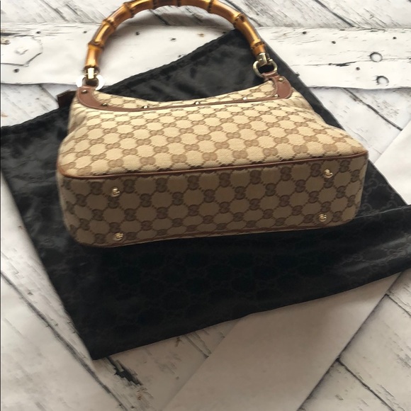 Anita Gucci Bamboo Handle Shoulder Bag - Picture 5 of 8